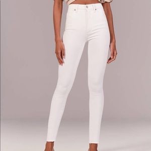 NWT A&F White high rise skinny jeans